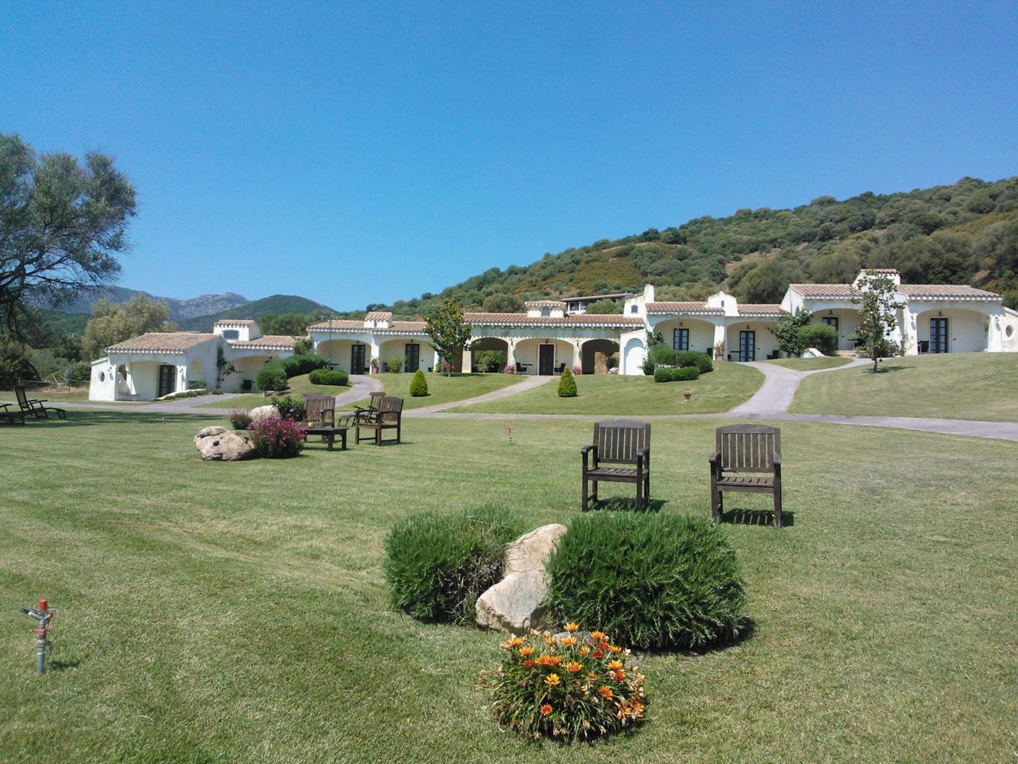 Tenuta Le Terre 1927 Pensionat San Teodoro  Exteriör bild